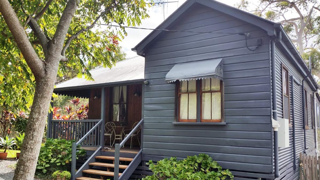 Peppermint Cottage | real estate agency | 14 Timothy St, MacLeay Island QLD 4184, Australia | 0466892687 OR +61 466 892 687