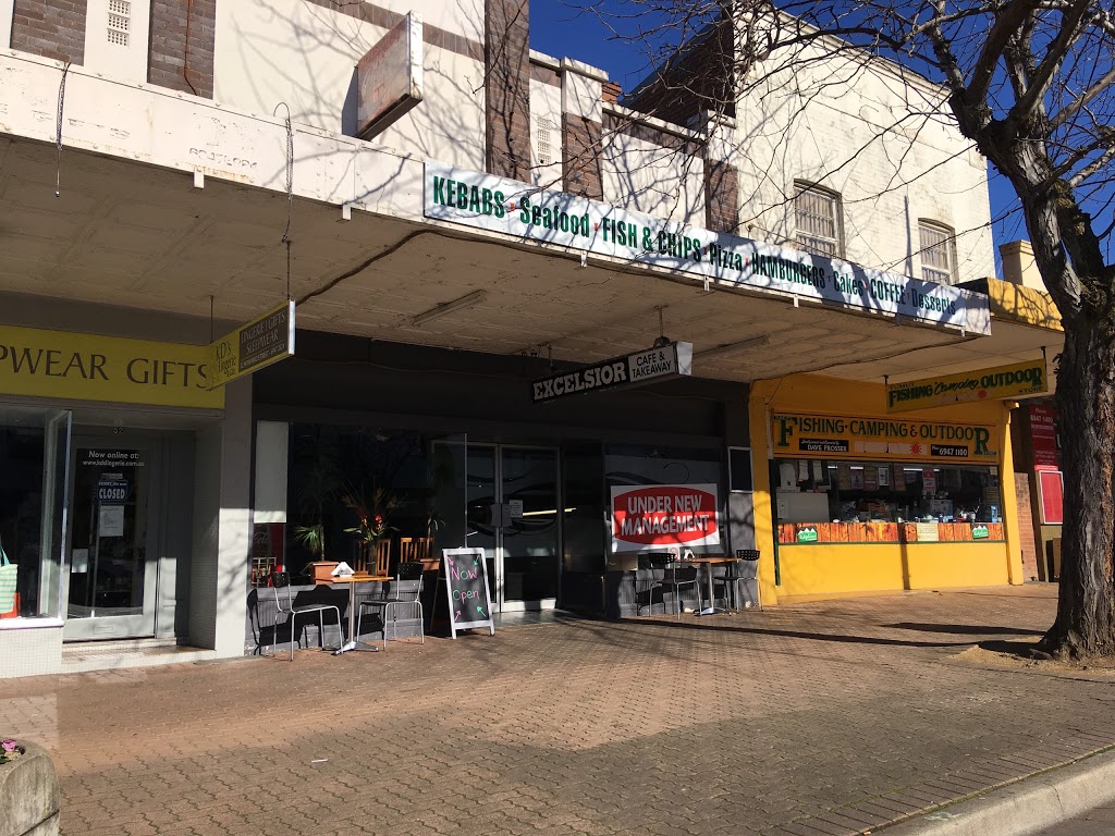 Excelsior Cafe | cafe | 54 Wynyard St, Tumut NSW 2720, Australia | 0269471104 OR +61 2 6947 1104
