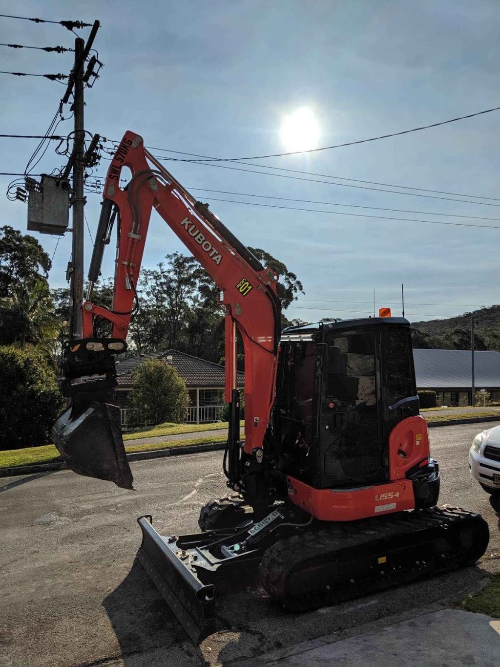 Sundown Window Tinting | car repair | 1/6 Mildon Rd, Tuggerah NSW 2259, Australia | 0418472256 OR +61 418 472 256