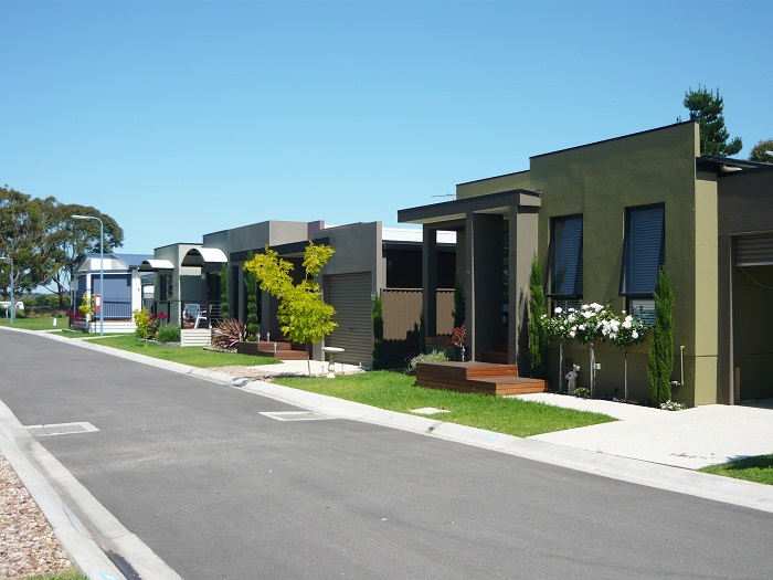 Pelican Shores Estate | 300 Clifton Ave, Leopold VIC 3224, Australia | Phone: (03) 5250 1382