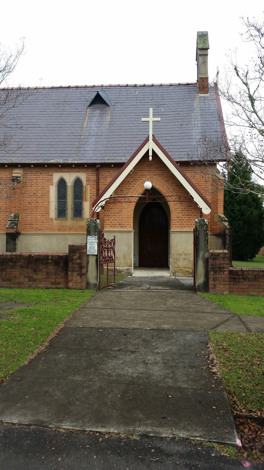 St Andrews Presbyterian Church & Dungog Markets | church | 60 Dowling St, Dungog NSW 2420, Australia | 0249921821 OR +61 2 4992 1821