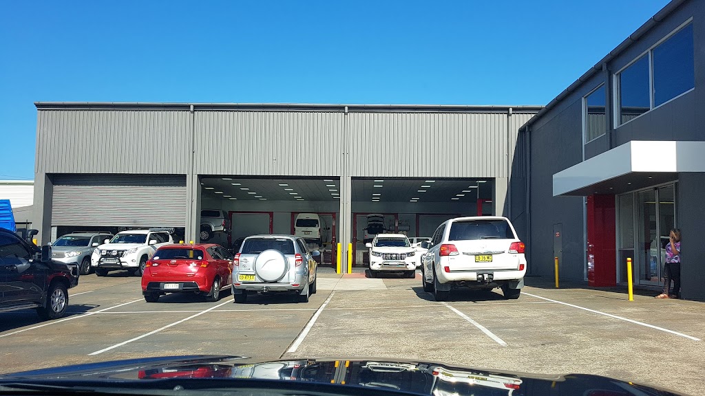 Charlestown Toyota | car dealer | 1 Pacific Hwy, Gateshead NSW 2290, Australia | 0249437777 OR +61 2 4943 7777
