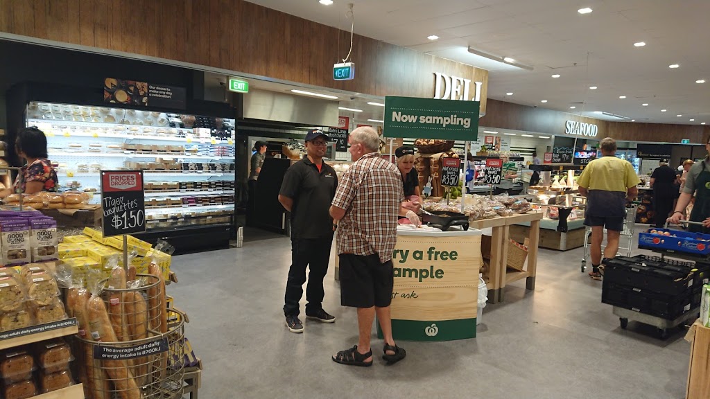 Woolworths Manly West | supermarket | Manly & Hargreaves Roads, Manly QLD 4179, Australia | 0730123383 OR +61 7 3012 3383