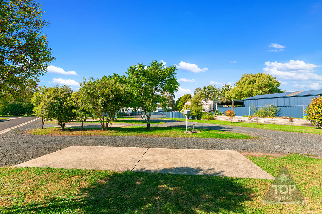 Lifestyle Villages Traralgon | rv park | 35 Airfield Rd, Traralgon VIC 3844, Australia | 0351742384 OR +61 3 5174 2384