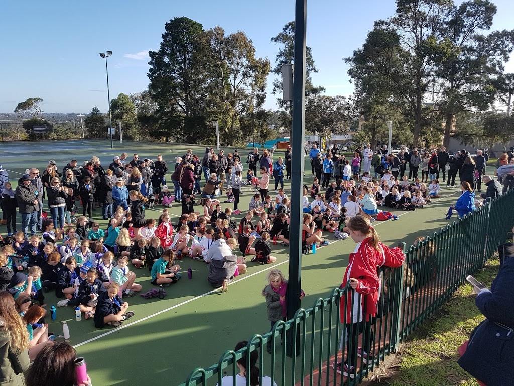 Templestowe Netball courts | gym | 1-9 Anderson St, Templestowe VIC 3106, Australia
