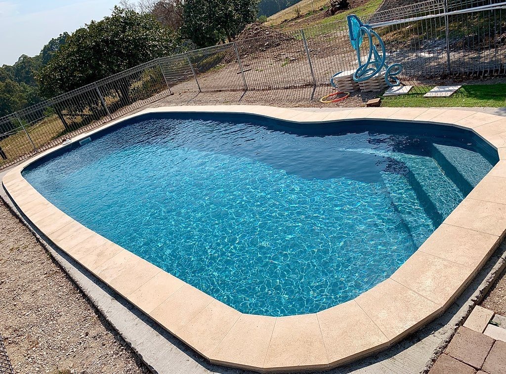 Stronglass Pools | 12 Duranbah Dr, Woollamia NSW 2540, Australia | Phone: (02) 4441 8090