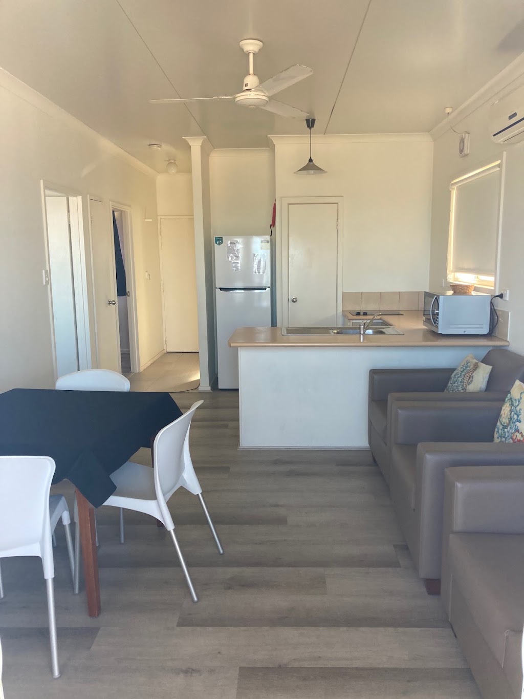 Oceanside Village Shark Bay | 117 Knight Terrace, Denham WA 6537, Australia | Phone: (08) 9948 3003