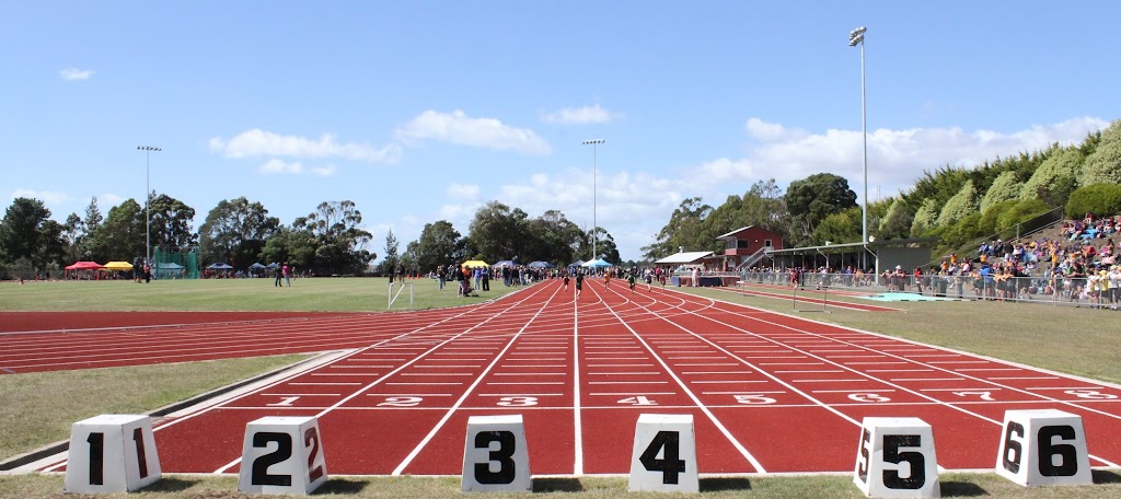 Penguin Athletic Track | Sports Complex Ave, Penguin TAS 7316, Australia | Phone: (03) 6425 6533