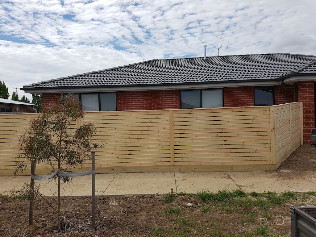 The fence fixer | general contractor | 50 Cardinal Dr, Eagle Point VIC 3787, Australia | 0414267740 OR +61 414 267 740