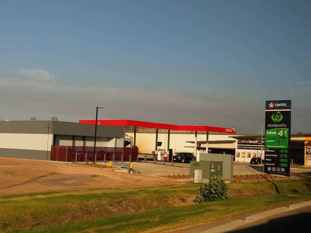 Caltex Woolworths | gas station | 883 Stuart Hwy, Pinelands NT 0829, Australia | 0889311679 OR +61 8 8931 1679