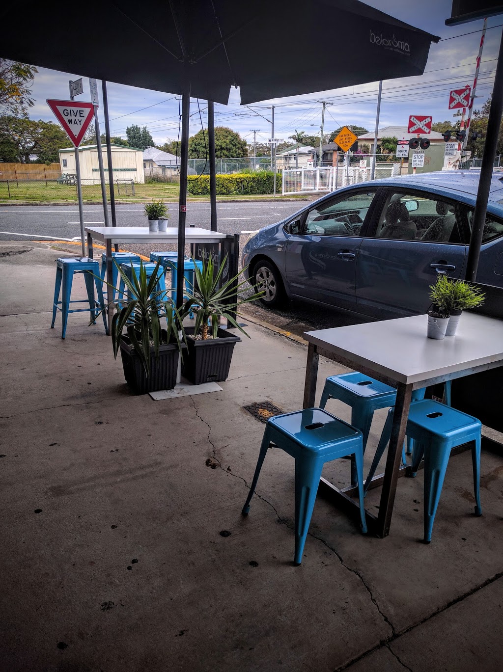 Torettos Cafe | cafe | Shed 1/43 Lawnton Pocket Rd, Lawnton QLD 4501, Australia