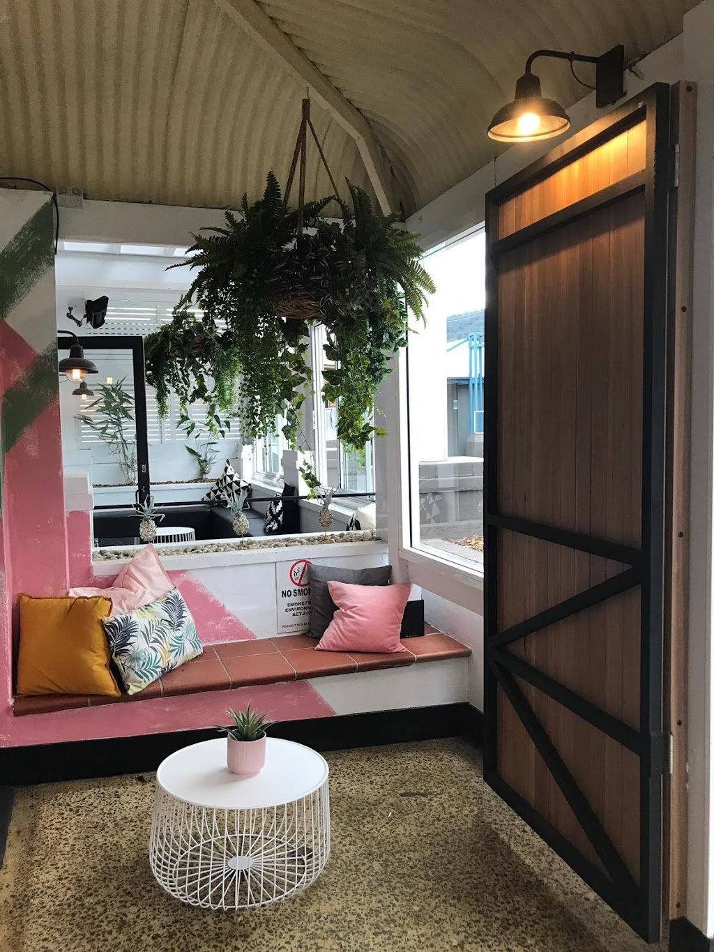 IDEAL Interiors Doors & Floors | 37 Ellen St, Wollongong NSW 2500, Australia | Phone: 1300 222 022