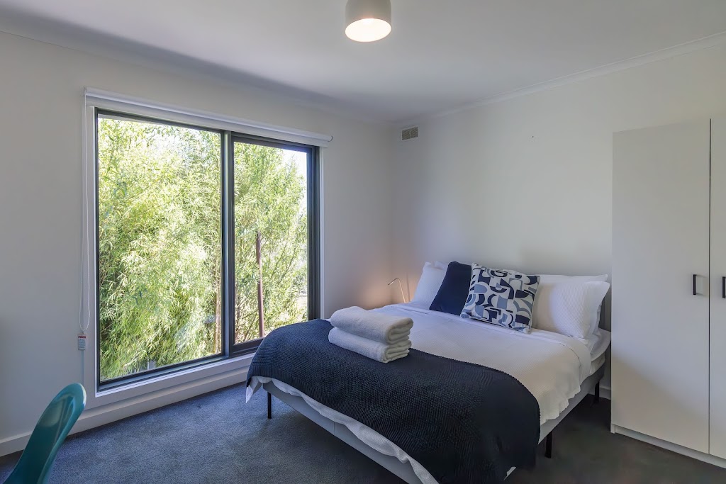 Cobaw Views - a Mount Towrong Vineyard retreat | 831 Three Chain Rd, Newham VIC 3442, Australia | Phone: 0457 222 654