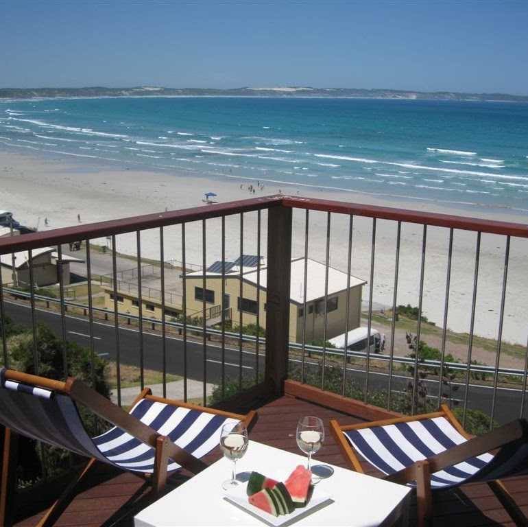 Amoria Beach House | 22 Flinders St, Cape Bridgewater VIC 3305, Australia | Phone: 0408 808 346