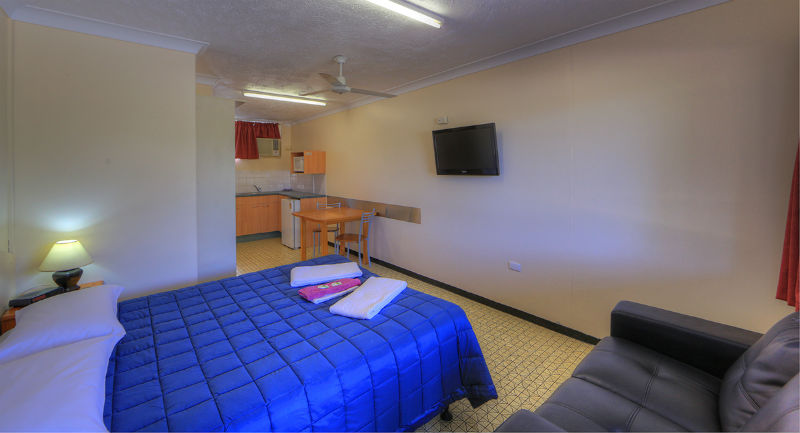 Wallace Motel and Caravan Park | 22 Ferry St, Maryborough QLD 4650, Australia | Phone: (07) 4121 3970