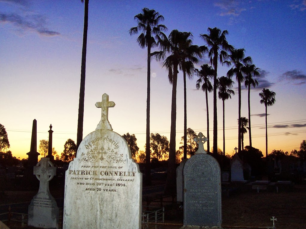 Mooroopna Cemetery | cemetery | Echuca-Mooroopna Road, Mooroopna VIC 3629, Australia | 0358313155 OR +61 3 5831 3155