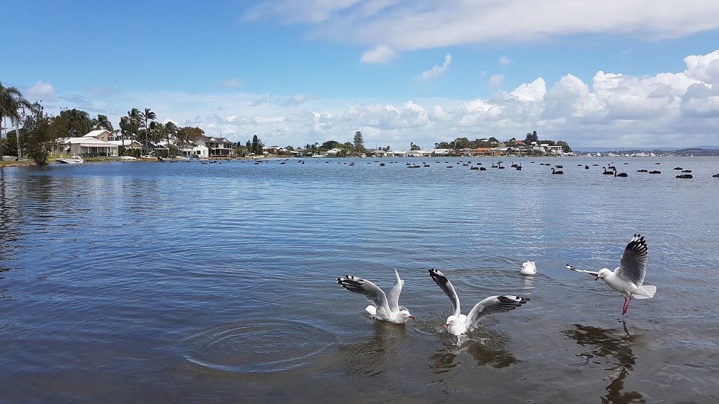 Belmont Lakeside Holiday Park | 24 Paley Cres, Belmont South NSW 2280, Australia | Phone: (02) 4945 4750