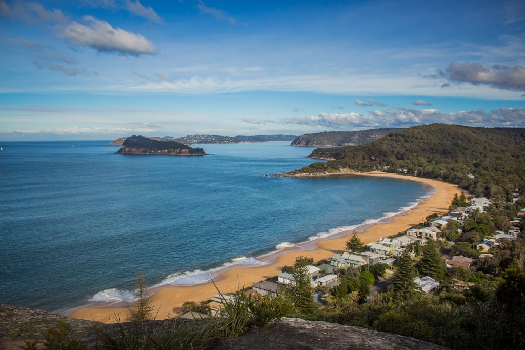 Mount Ettalong Lookout Pearl Beach | tourist attraction | 135 Patonga Dr, Pearl Beach NSW 2256, Australia | 0243204200 OR +61 2 4320 4200