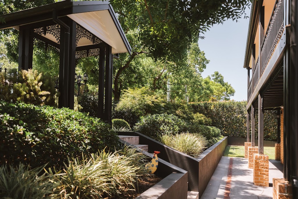 Fluro Gardens | 40 Queen St, Lorn NSW 2320, Australia | Phone: 0494 372 117