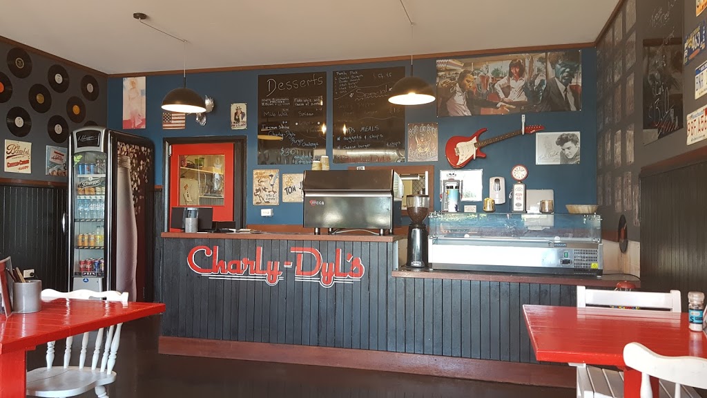 Charly Dyls Diner | restaurant | 1/268 Beach Rd, Batehaven NSW 2536, Australia | 0421159126 OR +61 421 159 126