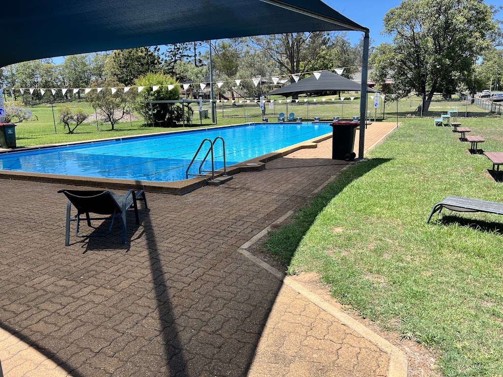 Blackbutt Swimming Pool | 30 Sutton St, Blackbutt QLD 4314, Australia | Phone: (07) 4163 0531