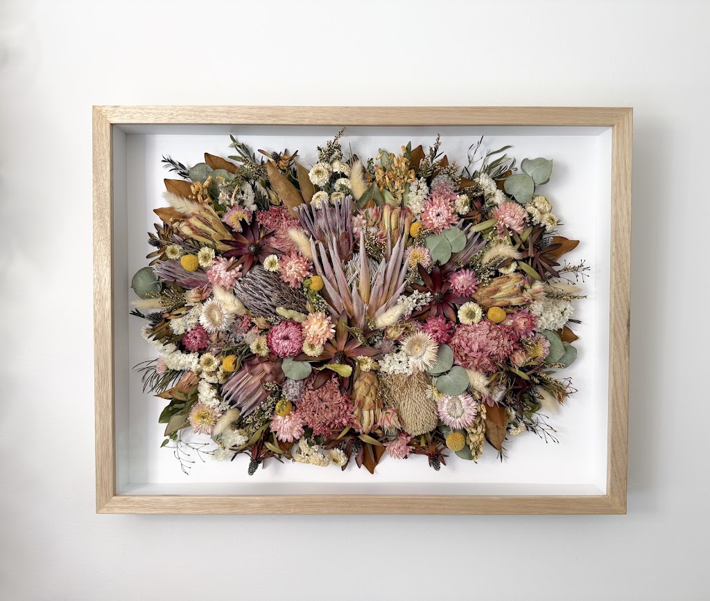 Flor Petal Florist | 6 Baikie Cres, Charlestown NSW 2290, Australia | Phone: 0421 679 456