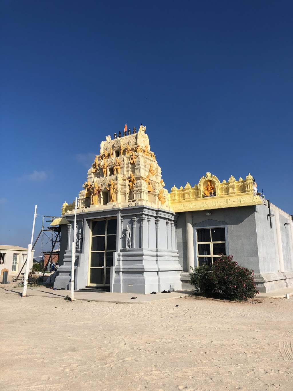 Kundrathu Murugan Kumaran Temple | hindu temple | 139 Gray Ct, Rockbank VIC 3335, Australia | 0397471135 OR +61 3 9747 1135