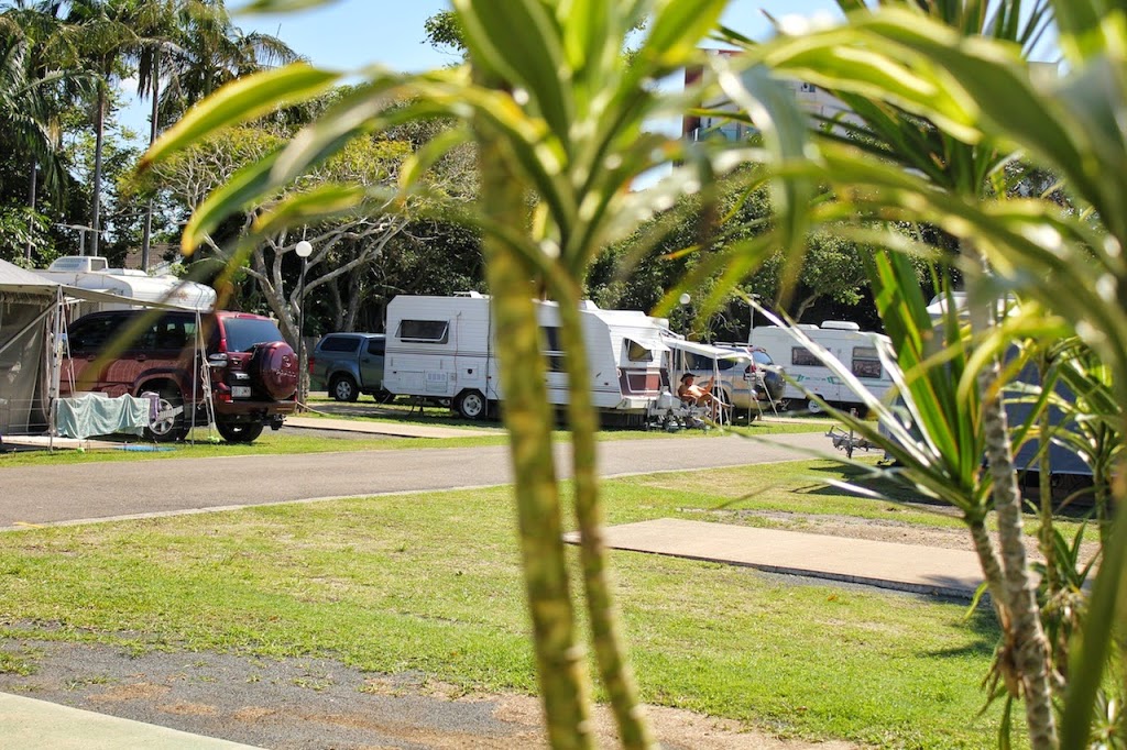 Golden Beach Holiday Park | campground | 9 Onslow St, Golden Beach QLD 4551, Australia | 0754924811 OR +61 7 5492 4811