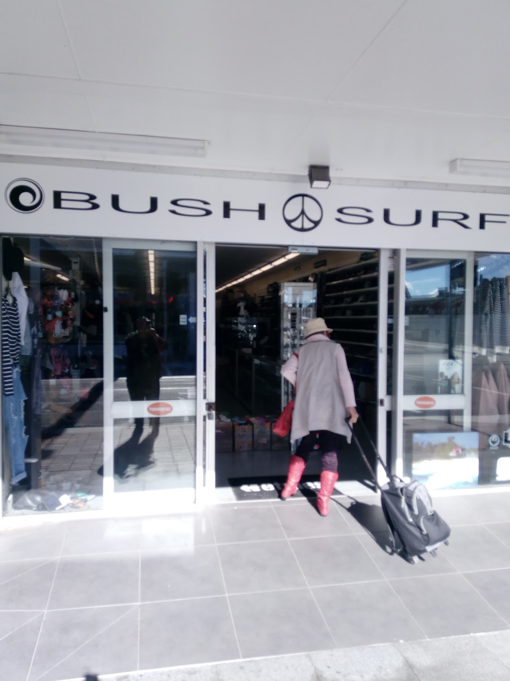 Bush Surf Company | 7 North St, Batemans Bay NSW 2536, Australia | Phone: (02) 4472 6389