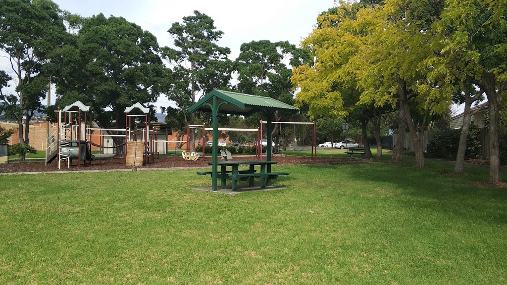 LR Mood Park | park | 140 Tongarra Rd, Albion Park NSW 2527, Australia | 0242216111 OR +61 2 4221 6111