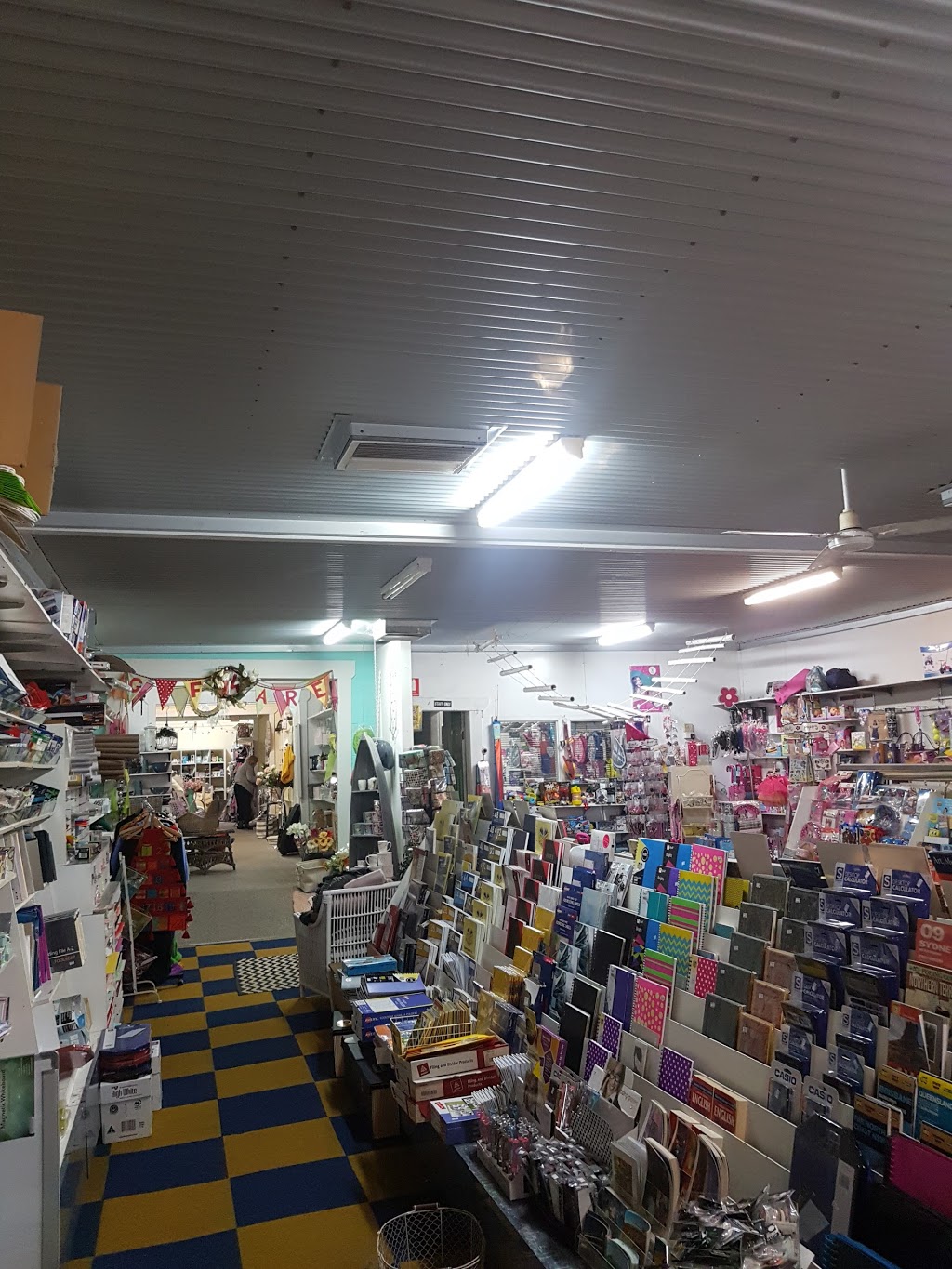Wee Waa Newsagency and Gift Shop | book store | 80 Rose St, Wee Waa NSW 2388, Australia | 0267954154 OR +61 2 6795 4154