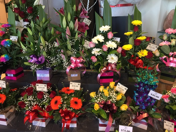 Bountiful Blooms Florist | florist | d07/340 Craigieburn Rd, Craigieburn VIC 3046, Australia | 0393338589 OR +61 3 9333 8589