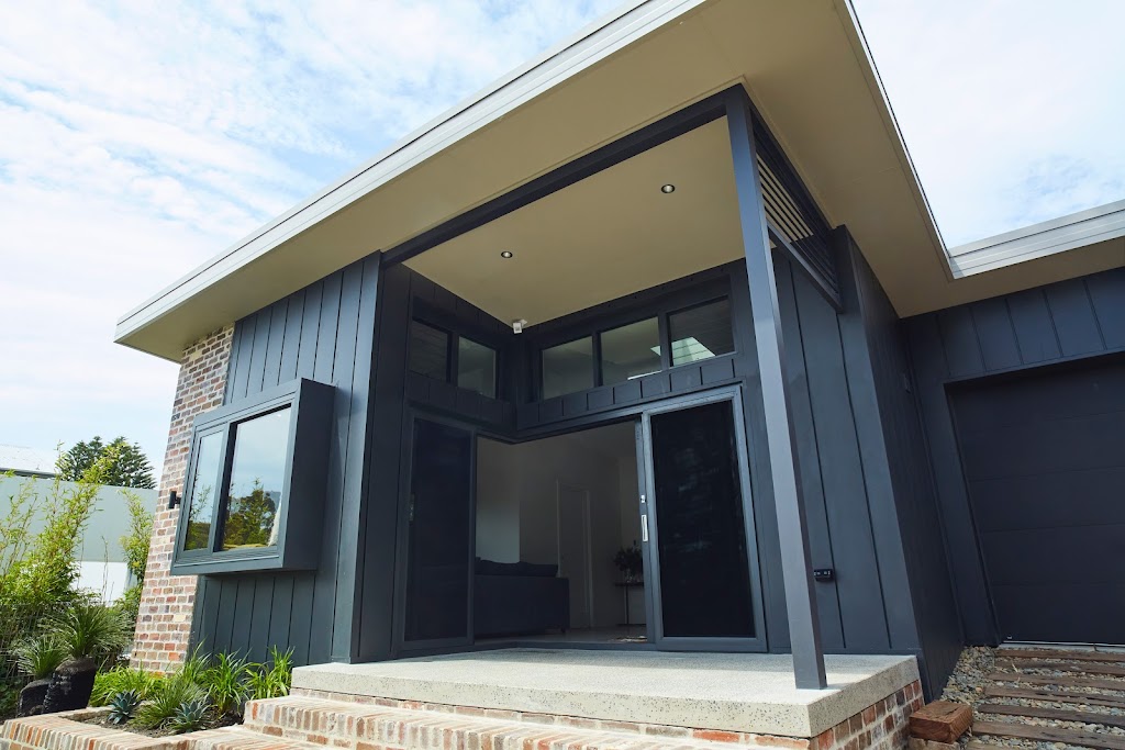Cockatoo Cottage Bundeena | 22 The Lambeth Walk, Bundeena NSW 2230, Australia | Phone: 0404 399 225
