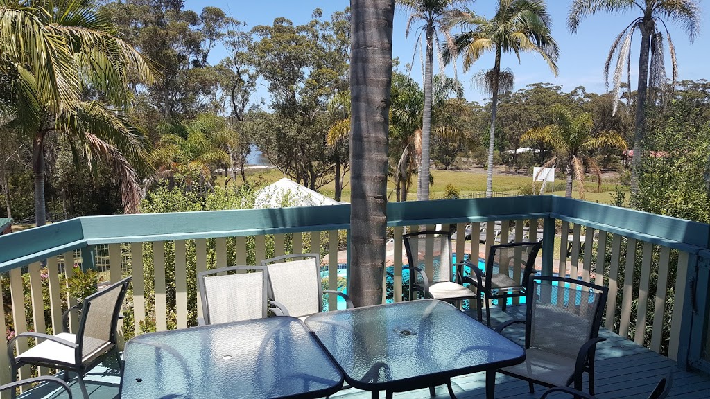 Tabourie Lake Motor Inn Resort | restaurant | Corner Princes Highway and, Weymouth Rd, Lake Tabourie NSW 2539, Australia | 0244573133 OR +61 2 4457 3133