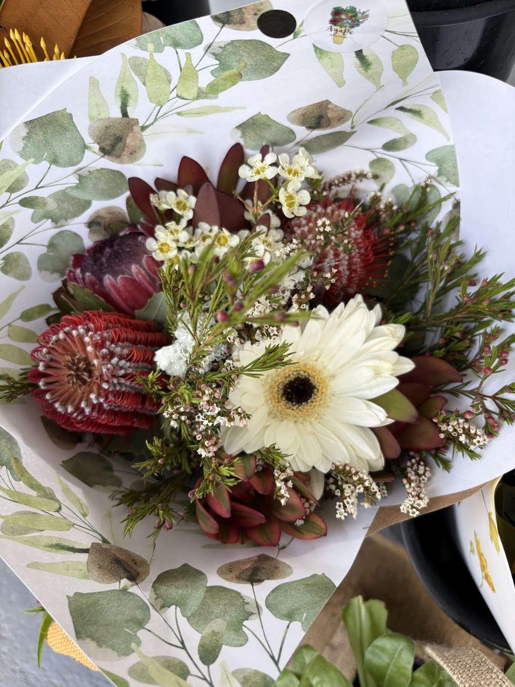 Agape Floral Designs | 73 Bettington Rd, Blackheath NSW 2785, Australia | Phone: 0401 728 141