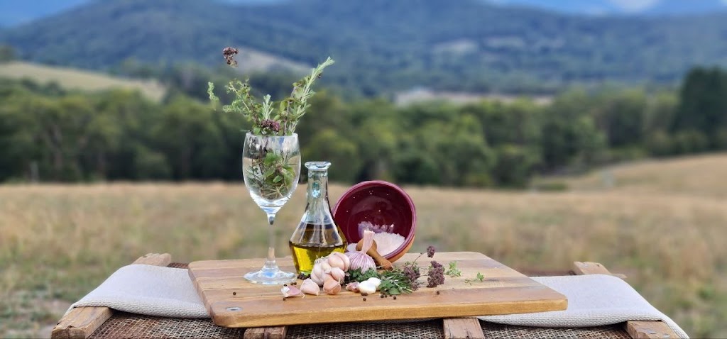 Hoddles Creek Garlic | 485 Lusatia Park Rd, Hoddles Creek VIC 3139, Australia | Phone: 0428 547 161