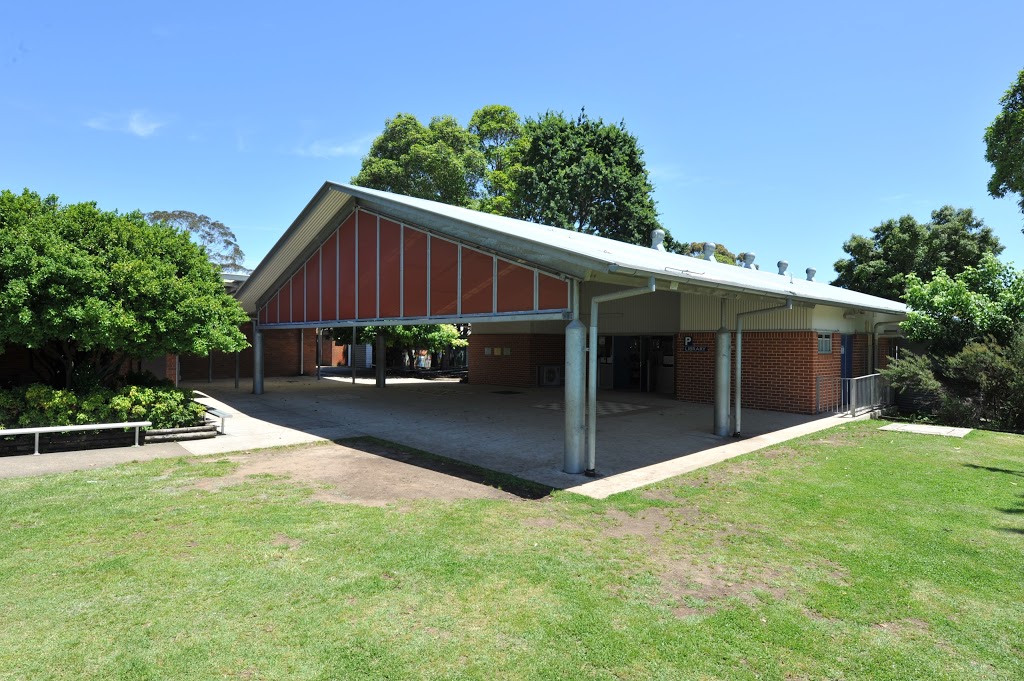 Murray Farm Public School | school | 18 Tracey Ave, Carlingford NSW 2118, Australia | 0298715952 OR +61 2 9871 5952