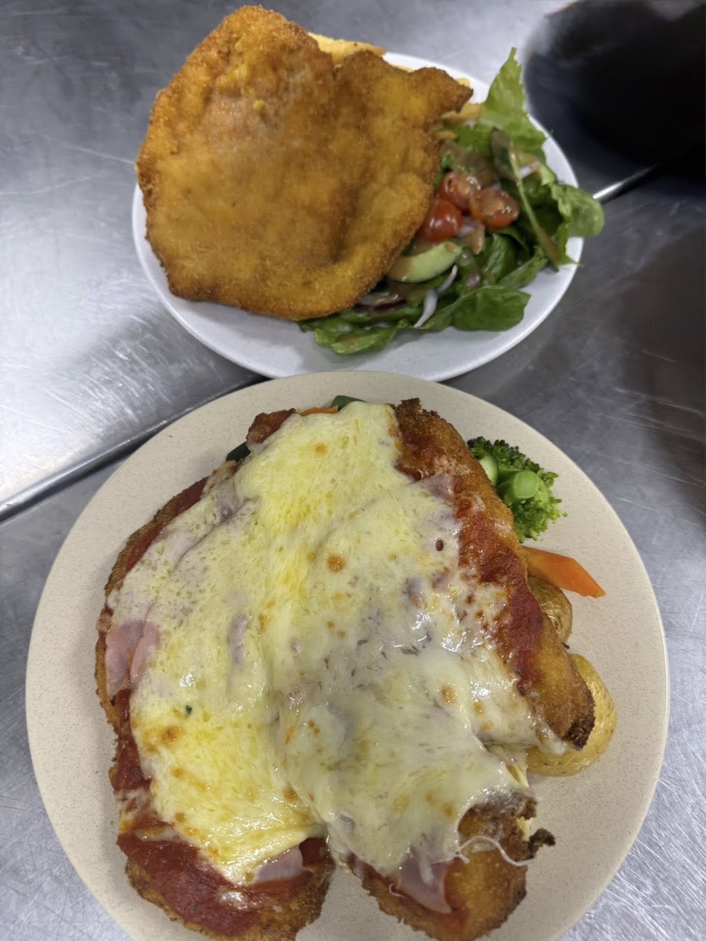 Bribie Island Golf Club Restaurant | 7 Links Court, Woorim QLD 4507, Australia | Phone: (07) 3408 1457