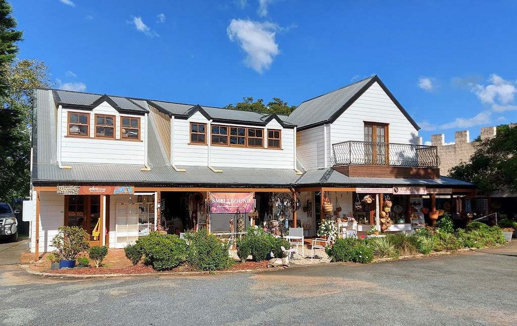 Gallery Walk | Long Rd, Tamborine Mountain QLD 4272, Australia | Phone: 0488 826 267