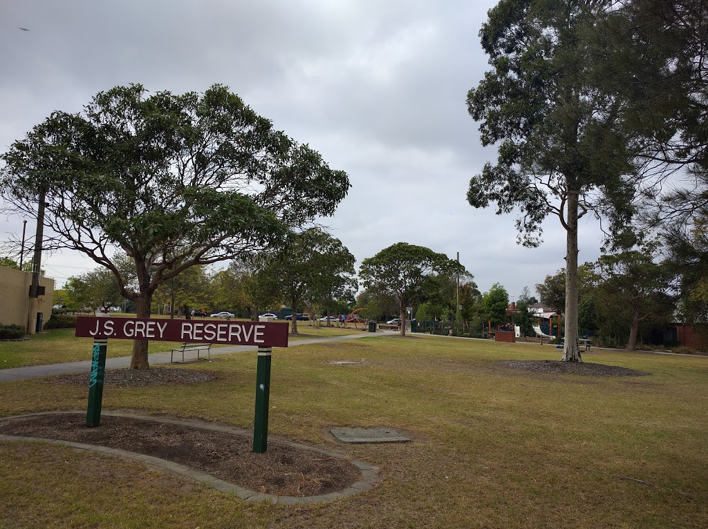 J.S. Grey Reserve (half court) | park | Sheffield St, Preston VIC 3072, Australia