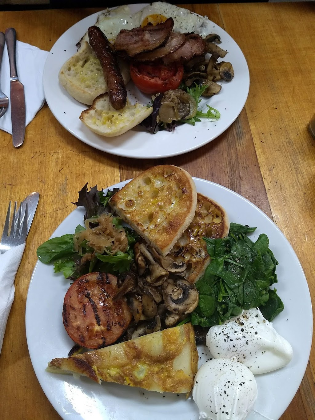 Fragas Cafe | cafe | 19 Murchison St, Marysville VIC 3779, Australia | 0359633216 OR +61 3 5963 3216