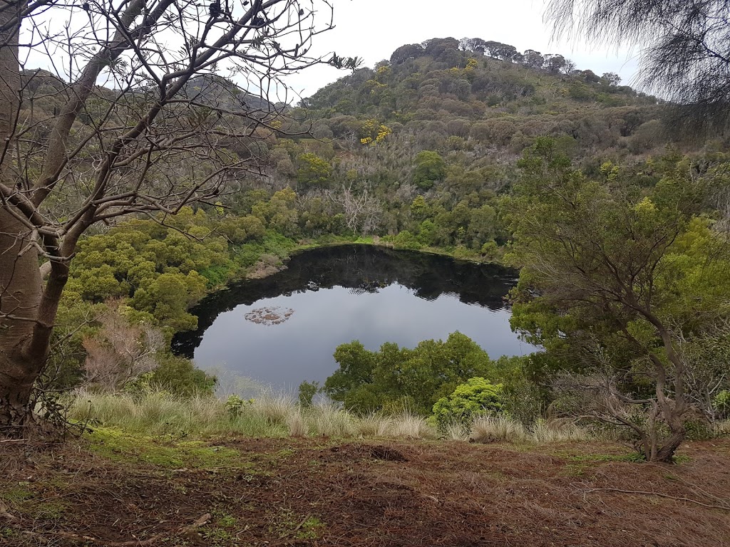 Tower Hill Park Boundary | Entrance Rd, Tower Hill VIC 3283, Australia