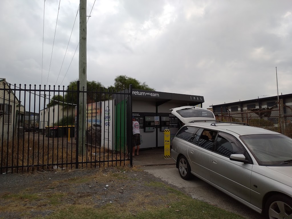 Return and Earn TOMRA Reverse Vending Machine | 4 Gross St, Carrington NSW 2294, Australia | Phone: 1800 290 691