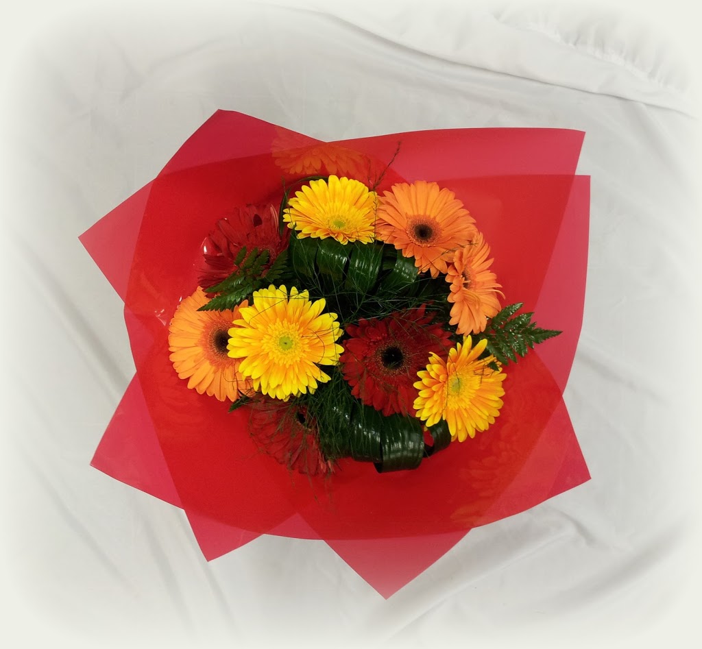 A Floral Moment | florist | 7 Burrell St, Byford WA 6122, Australia | 0893905943 OR +61 8 9390 5943