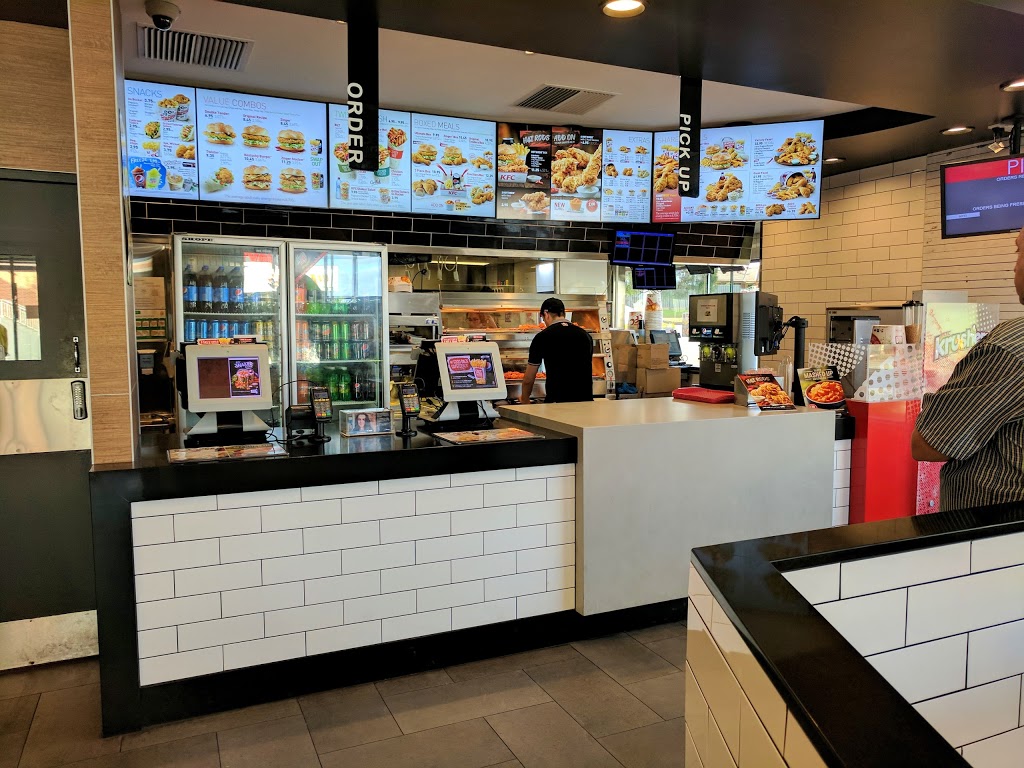 KFC Wetherill Park (Outside) | 561-583 Polding St, Wetherill Park NSW 2164, Australia | Phone: (02) 9725 3839