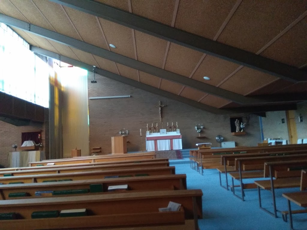 Saints Peter and Paul Church | church | 2 Boake Pl, Garran ACT 2605, Australia