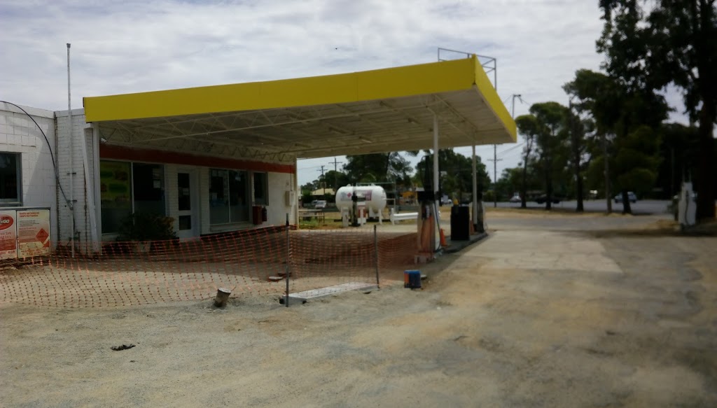 Hargraves Service Station | gas station | 1 Dandaloo St, Narromine NSW 2821, Australia | 0268891224 OR +61 2 6889 1224
