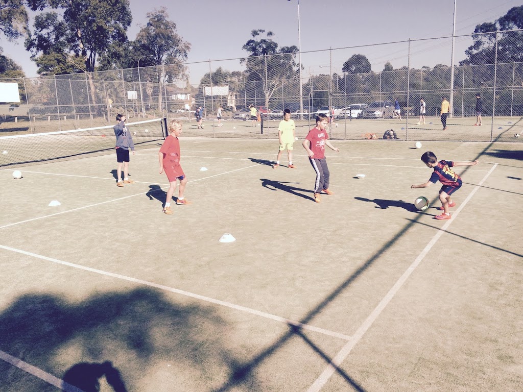 Pro Soccer Skills | 133 Joseph Banks Dr, Kings Langley NSW 2147, Australia | Phone: 0425 317 395