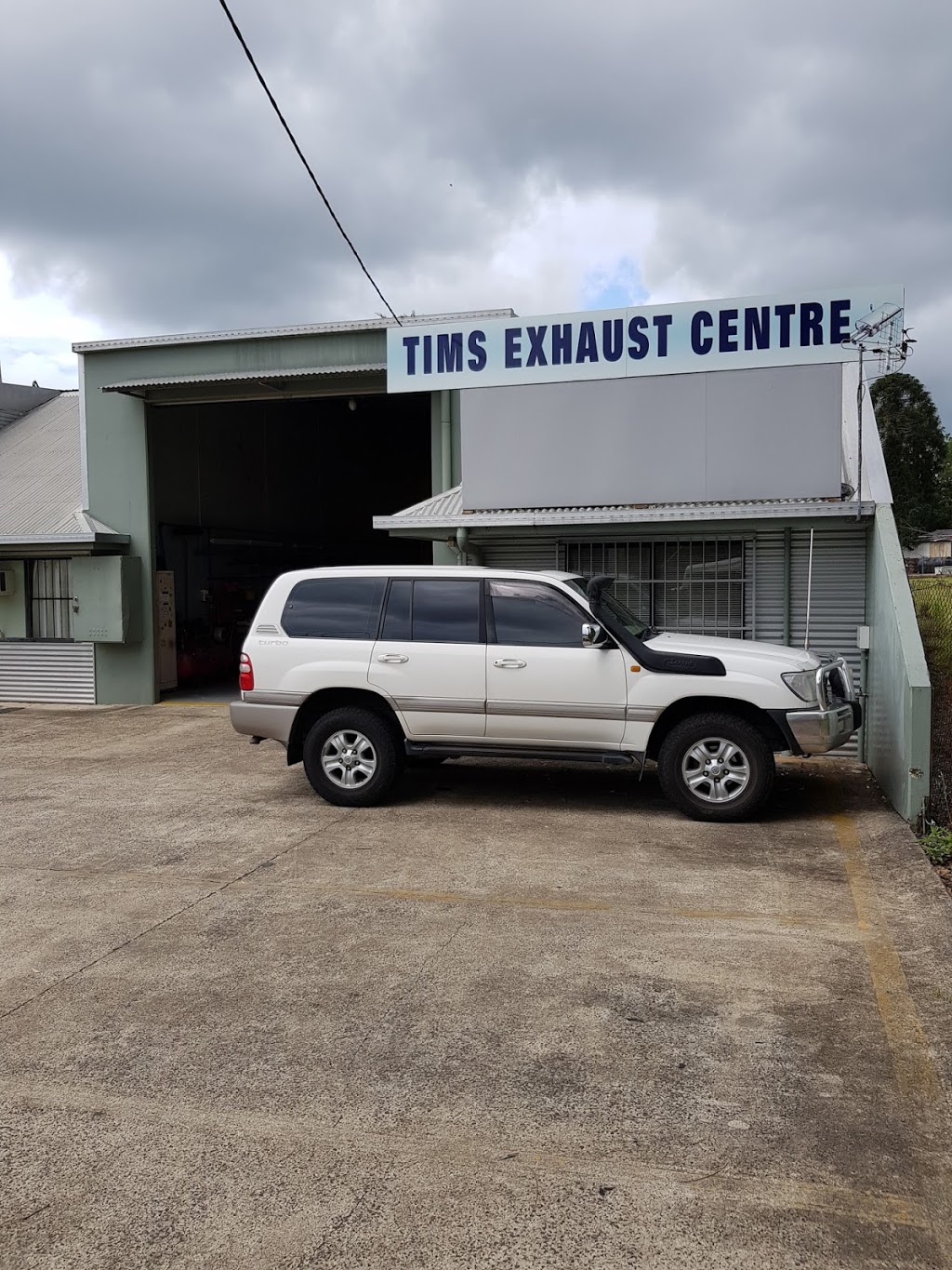 Tims Exhaust Centre | 6 Jarrah St, Cooroy QLD 4563, Australia | Phone: (07) 5442 6589