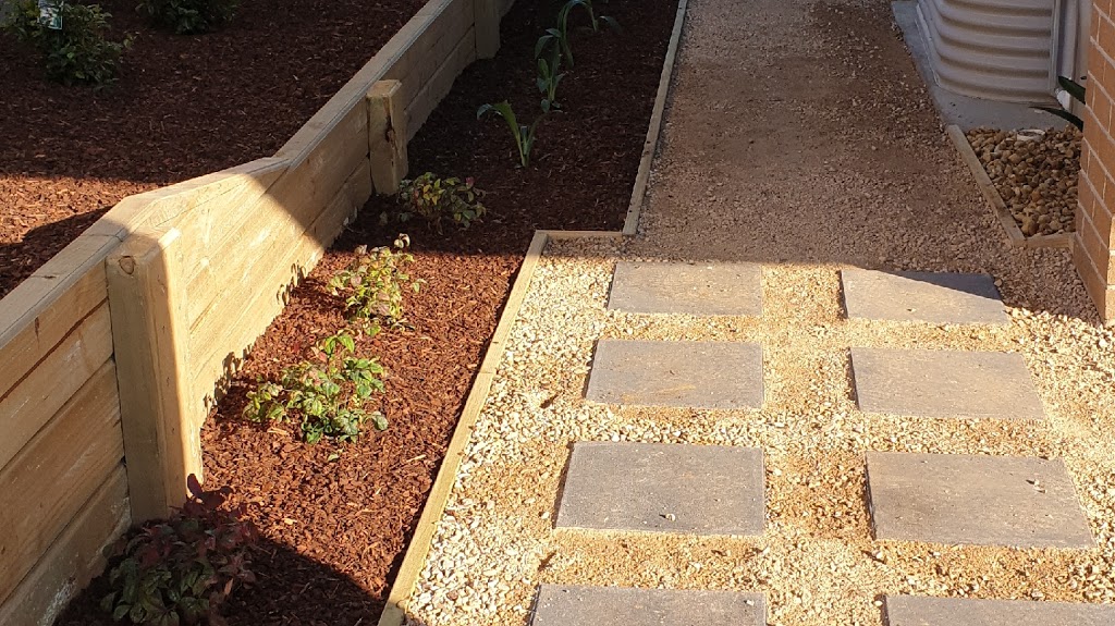 Moffatts Landscaping | 30 Hedgerow Ct, Narre Warren South VIC 3805, Australia | Phone: 0410 471 184